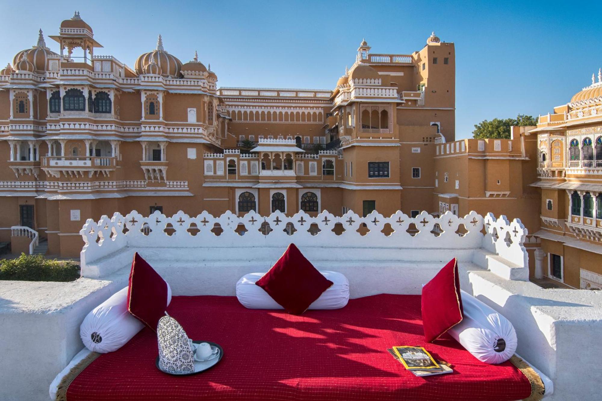 Deogarh Mahal Hotell Devgarh  Exteriör bild