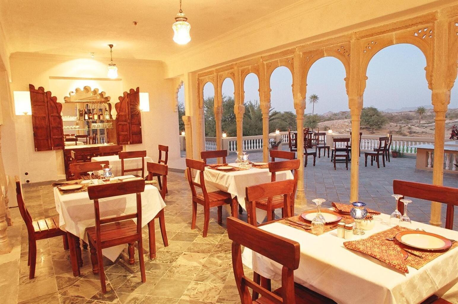 Deogarh Mahal Hotell Devgarh  Exteriör bild
