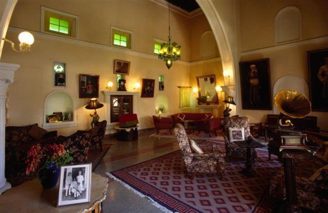 Deogarh Mahal Hotell Devgarh  Exteriör bild