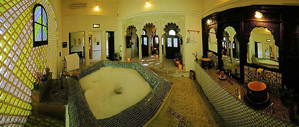 Deogarh Mahal Hotell Devgarh  Exteriör bild