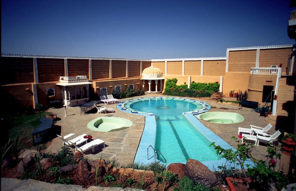 Deogarh Mahal Hotell Devgarh  Exteriör bild